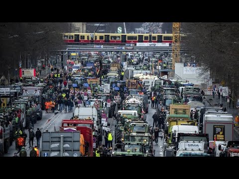 Farmers in Romania, France and Germany continue road convoy protests