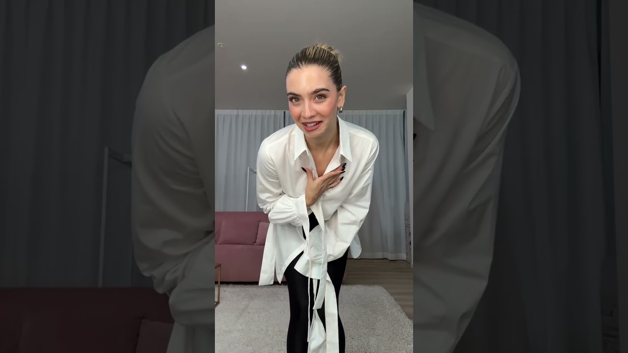 Feste di Natale non vi temo!!!!  (Solo grazie ai collant di @Calzedonia ) #adventcalendar  #alessia