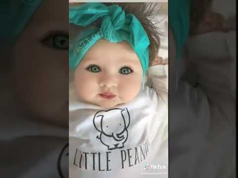 حالات واتس اب اجمل صور بناتةصغار على اغنية سحرك عيونك والوجه نوراني اجمل صور بنات اطفال ع اجمل اغنيه