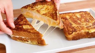 I've never had such delicious Toast for breakfast! Easy and quick double cheese toast