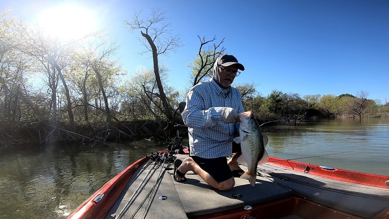 Bass Fishing Early Spring Joe Pool Lake, TX 24 Mar 2020 YouTube