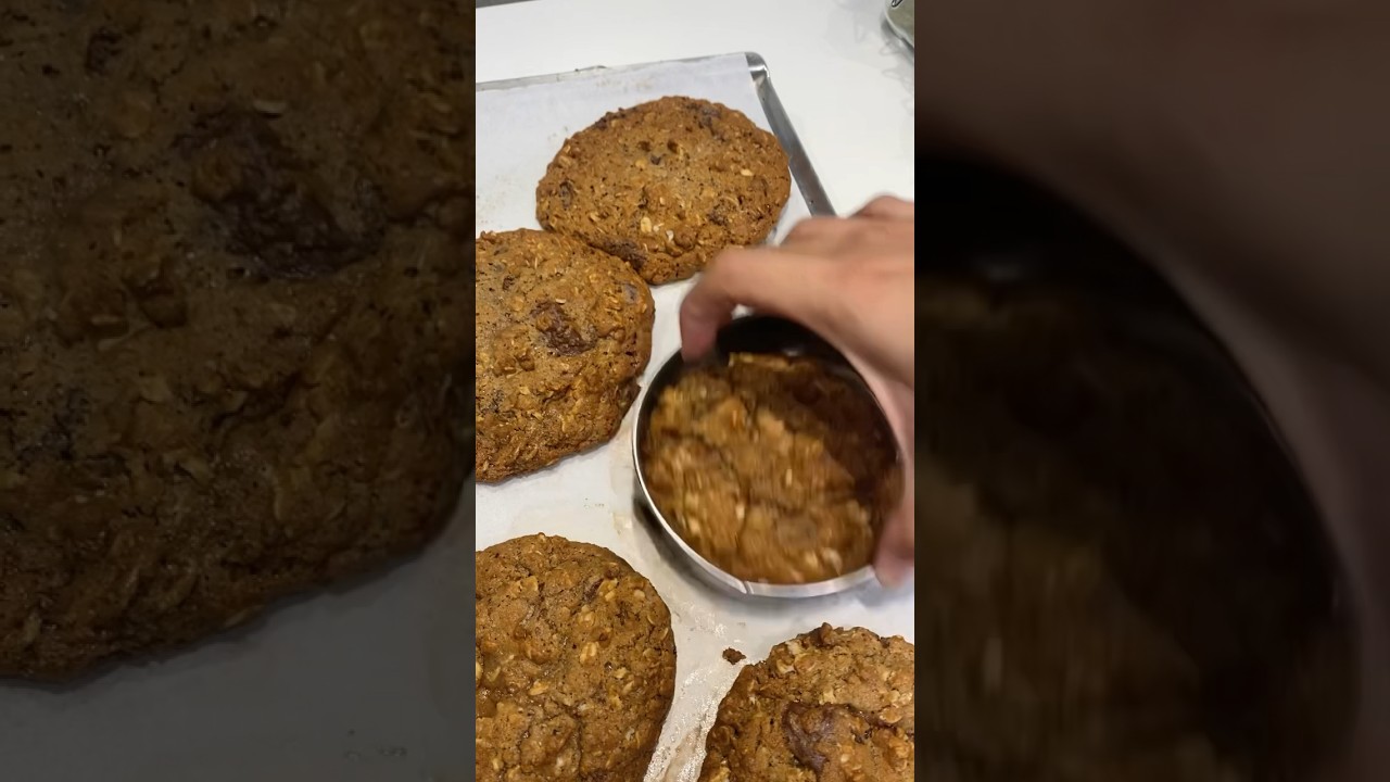 How do I get perfectly round cookies every time 🍪 #baker #baking #cookies #howto #hacks #tips