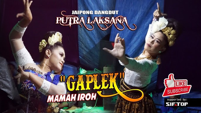 Qizning trusigini yechib, egilib qoldi Mashhur xoroz Olechka porno