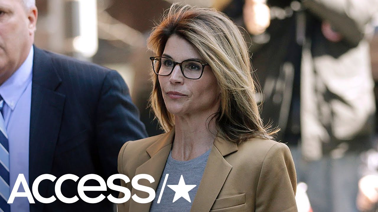 Criminal Attorney Says Lori Loughlin Is 'Living In A Daydream' & Needs To Take Plea Deal | Access