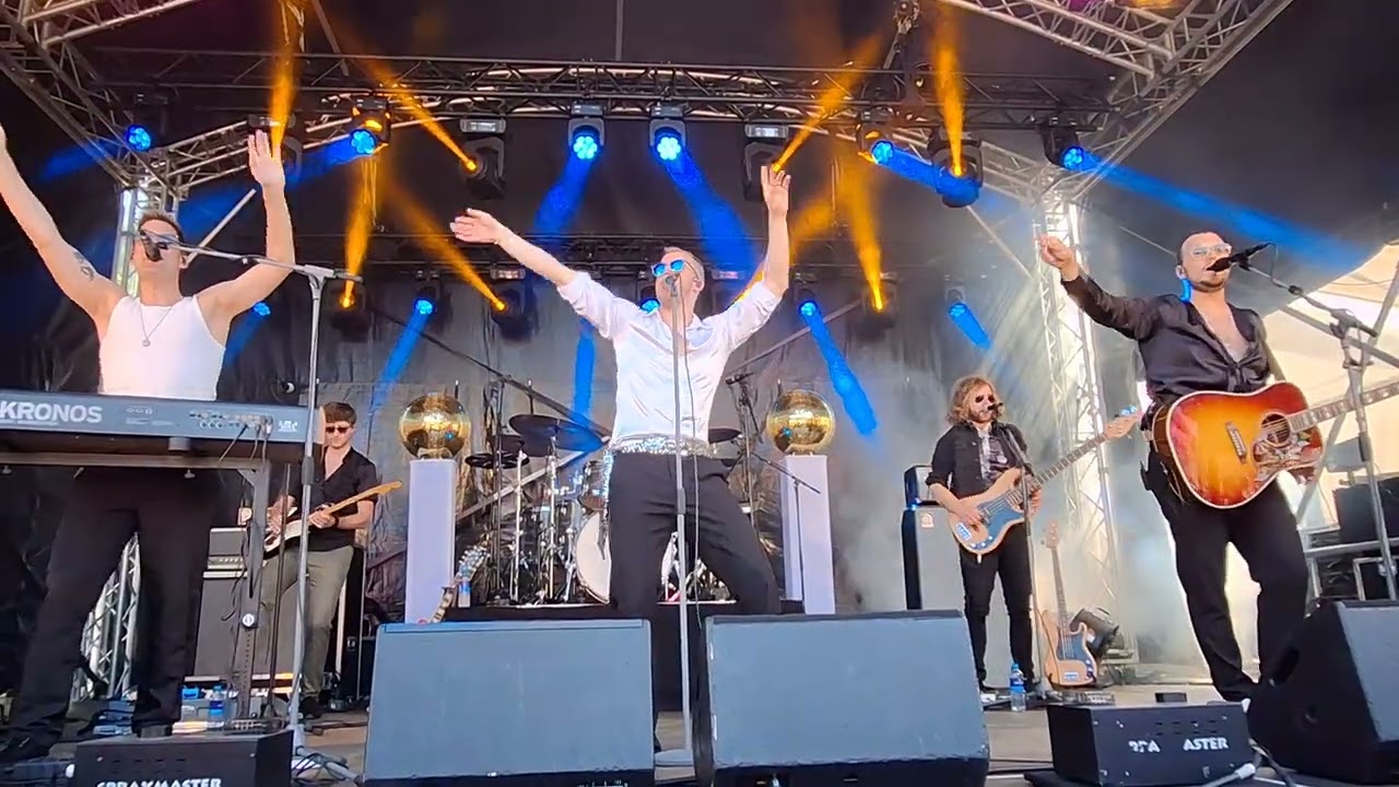 Bee Gees Forever / Maincourse - Night Fever