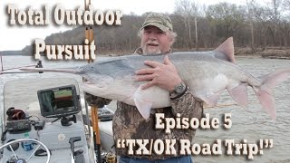 Texas Hog And Coon Hunting - Oklahoma Paddlefish Fishing Total Outdoor Pursuit Episode 5