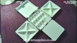 Cloverleaf Paint Box