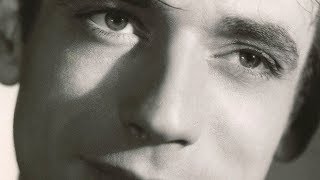 Yves Montand - Rue Lepic