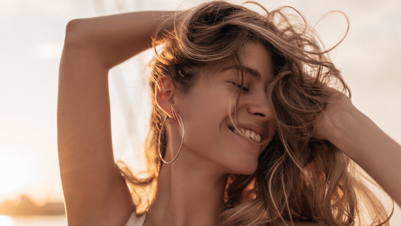 Happy Thursday Everyone SL #trending #viral #thursday #music #live #livestream #musica #love #like