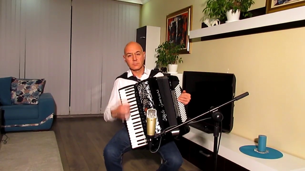 Петрунино(Еленино) хоро (Т.Синапов) / Petrunino horo [round dance, size 13/16], (T.Sinapov)