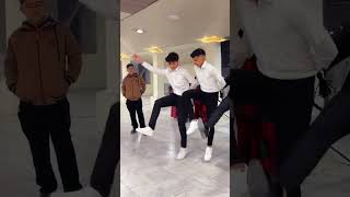 فنون الدبكة🔥👑 #قصي_الداهوك #دبكة #chorts #اكسبلور #دبكه #دبكات #لبنان #explorepage screenshot 3