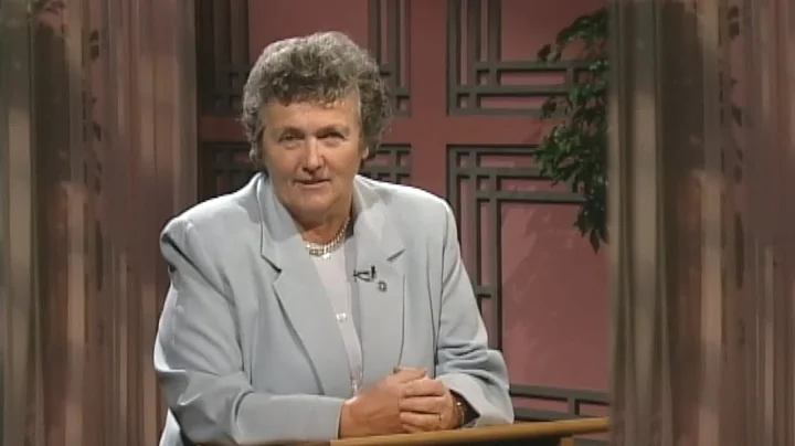 Joan Chittister - Contemplation in the Midst of Ch...