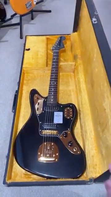 2025 Fender Japan Collection Black Pearl With Gold Jaguar - YouTube