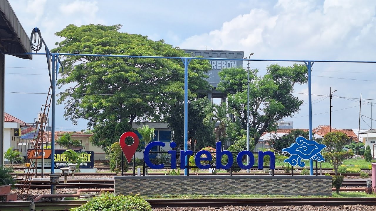 Asyiknya Naik Kereta Api Cirebon - Yogya