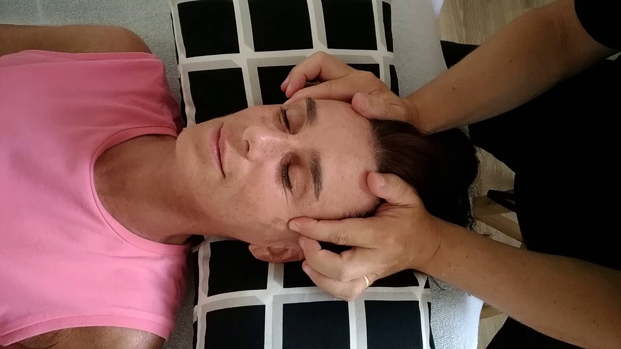 La crema anti-age migliore sono le mani qi gong for beginners