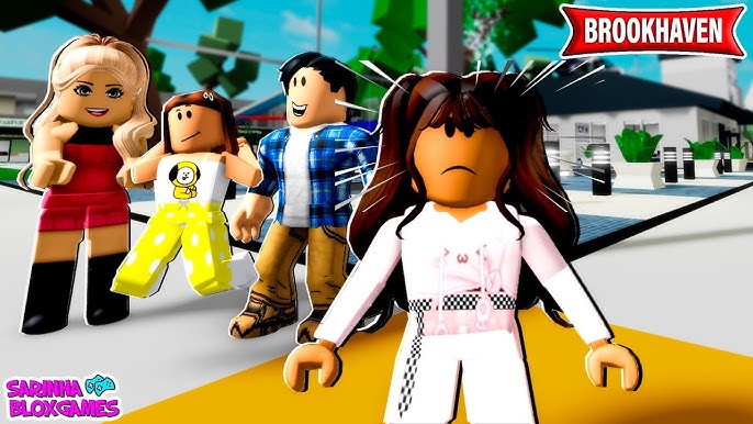 Uma garota roblox - puzzle online