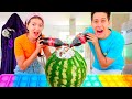 SOFÌ E LUÌ FANNO ESPERIMENTI CON COCA COLA MENTOS E ANGURI! Pop It | Me contro Te