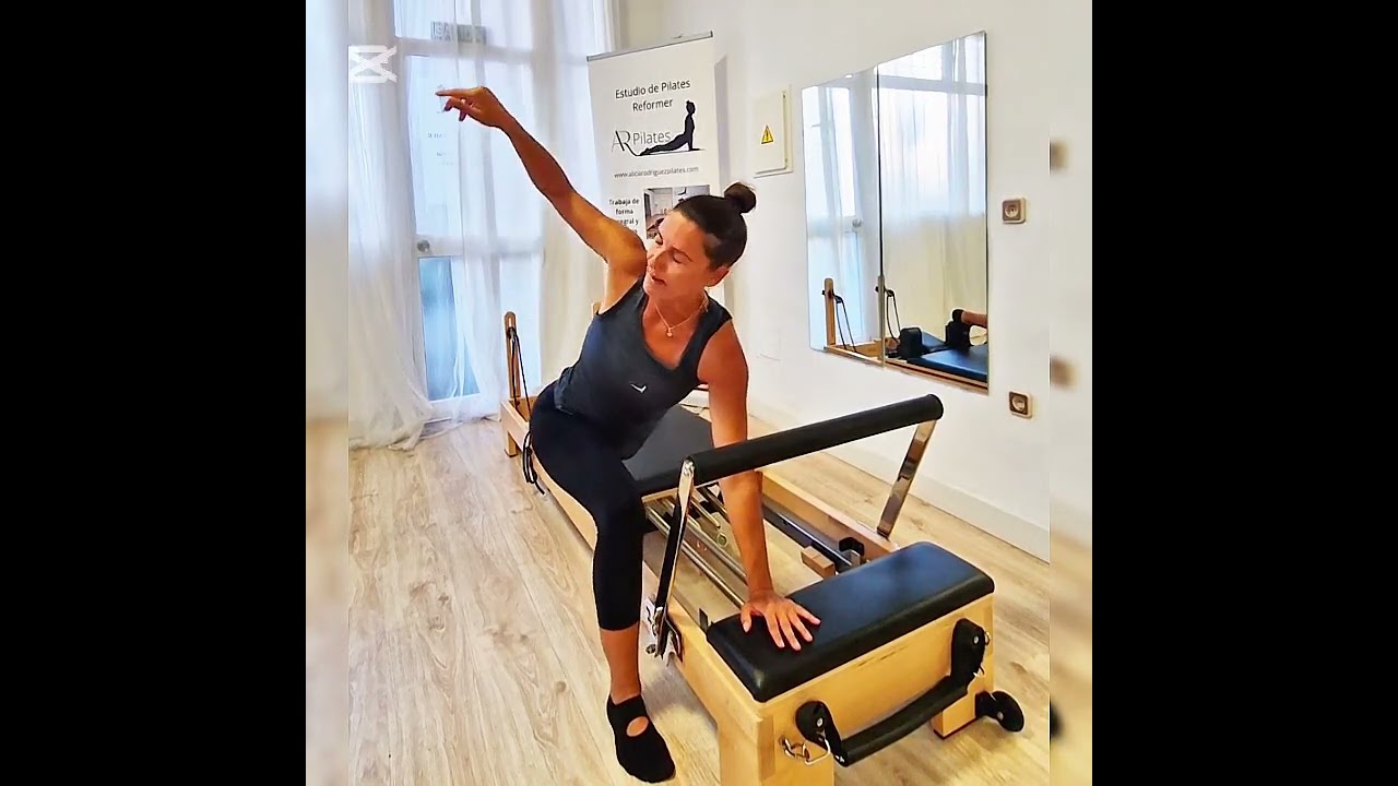 Nivel inicial-intermedio  #Reformer #clasesdepilates 