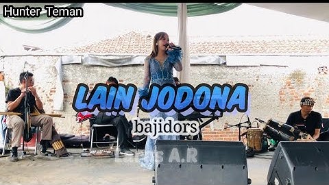 Lain Jodona //Cover #live ferfoam #laras ayu #bajidors #viraltiktok alah geunah......