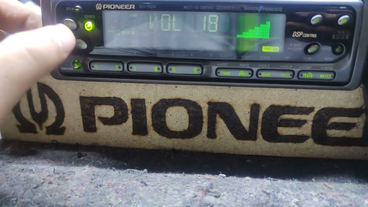 Pioneer KEH P8250 - YouTube