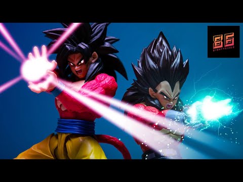 Bandai S.H.Figuarts Super Saiyan 4 Son Goku Dragon Ball GT