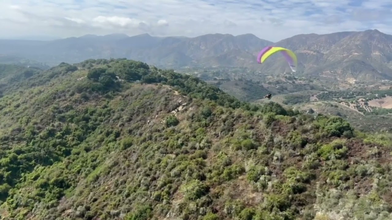 Paragliding Toro Canyon in Carpinteria