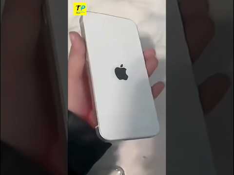 दुनिया का सबसे अजीब iPhone 😱 इसमें कैमरा ही नहीं होता! #shorts