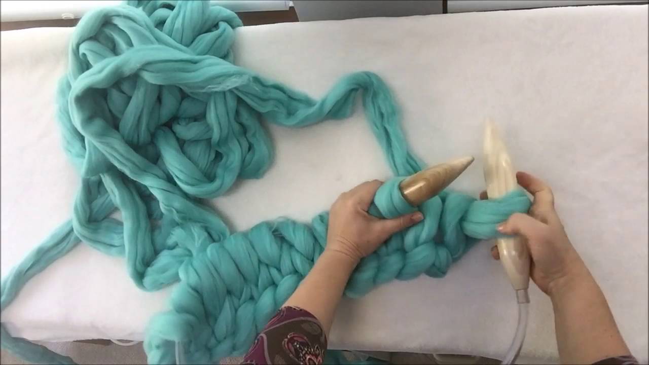 KNIT MERINO WOOL BLANKET WITH GIANT NEEDLES YouTube