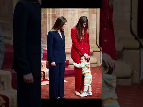 هذا الطفل الصغير ظن أن الأميرة صوفيا هي والدته الأسبانية الملكية إسبانيا العائلة الإسبانية الح