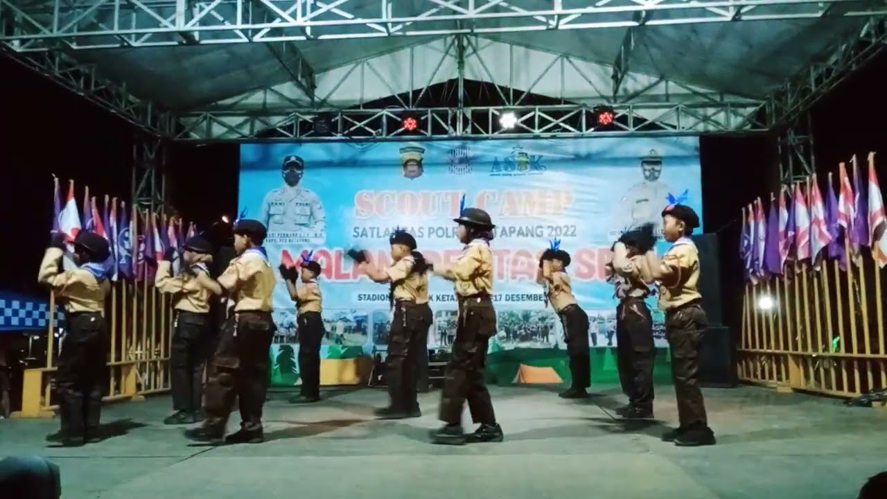 Juara 1 lomba joget komando (JOKOM) SD N 14 MHU