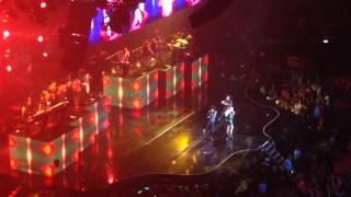 Beyonce-Why Don't You Love Me-London O2 Arena 3/4/14