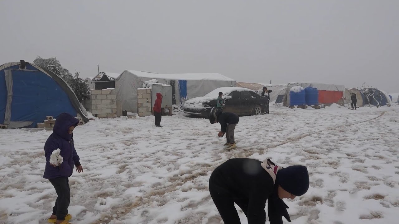 اضرار في مخيمات جبال باريشا بسبب العاصفة