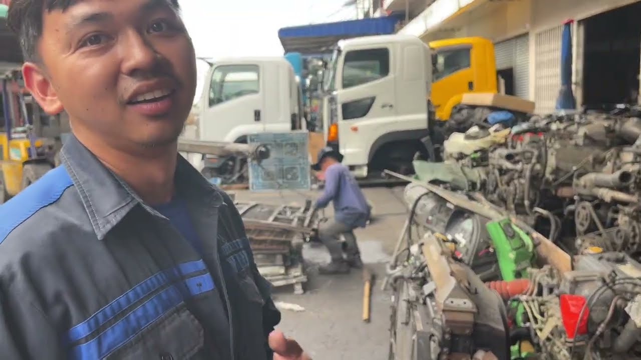 เสี่ยต่อวังน้อยพามาดูเครื่องยนต์V8มีหลายเครื่องหลายยี่ห้อ