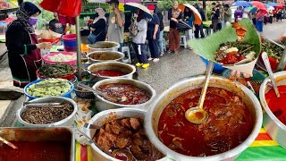 1 JAM BERATUR !! Ramai yang sanggup menunggu hanya kerana NASI LEMAK KANGKUNG  makcik ini