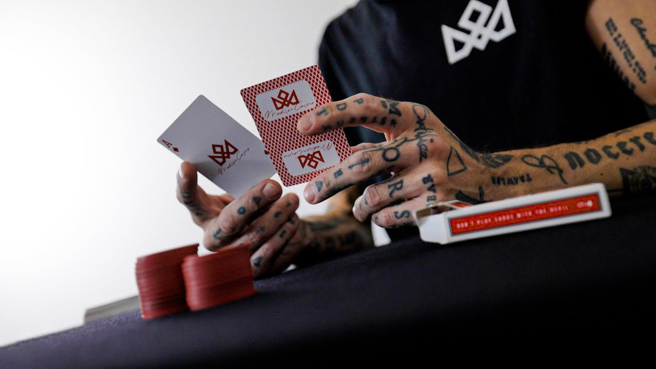 Muck Card MUCK. Gambling Sleight of Hand Card Switches - YouTube