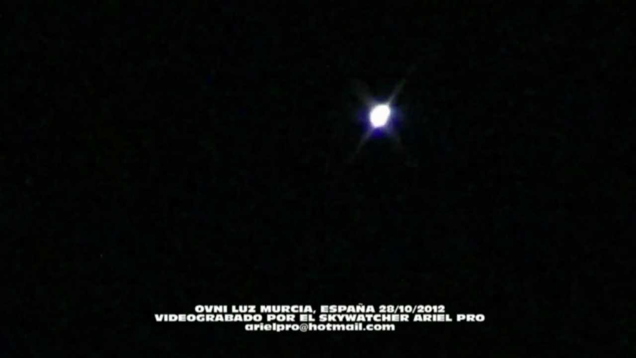 DIFERENCIAS ENTRE UN AVIÓN CAZA, UN SATÉLITE Y UN OVNI - SKYWATCHER ARIEL PRO