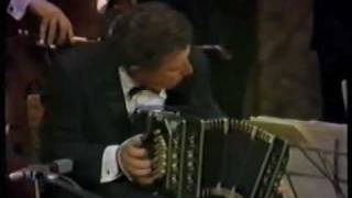 Video thumbnail of "Osvaldo Pugliese - Desde el Alma (Teatro Colón 1985)"