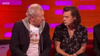 One Direction and Ian McKellen on The Graham Norton Show 5\/12\/2014