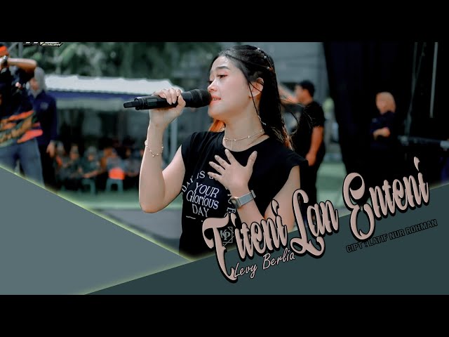 Titeni Lan Enteni - Levy Berlia | ARSEKA Music | Margo Mulyo Audio | Live Perform SMKN 2 Sragen class=