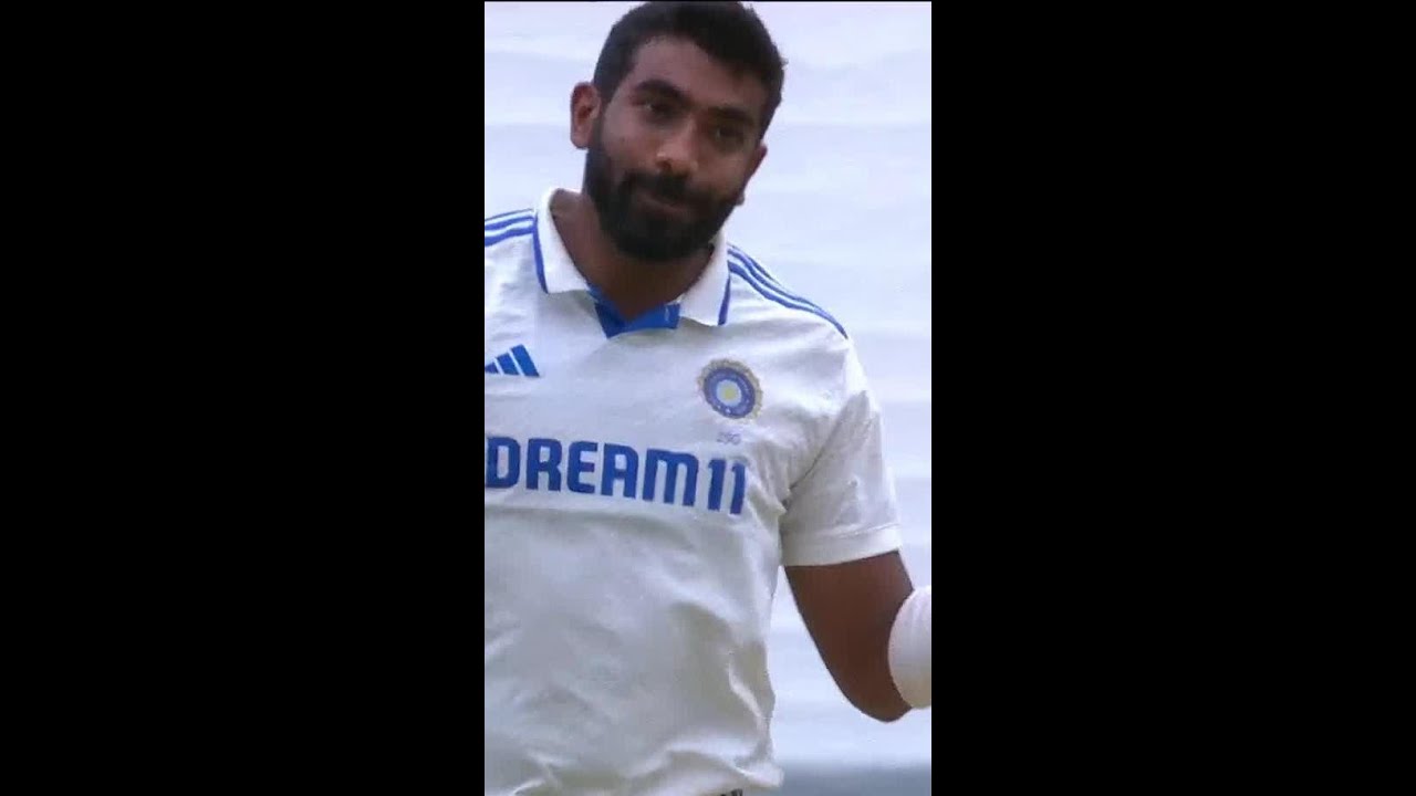 Bumrah gets Head out for a duck! 