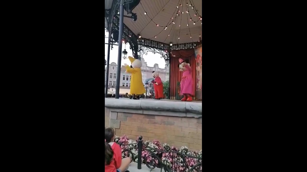 ✨ Zomerherinneringen aan het Plopsaland Festival in De Panne! ☀️🎡