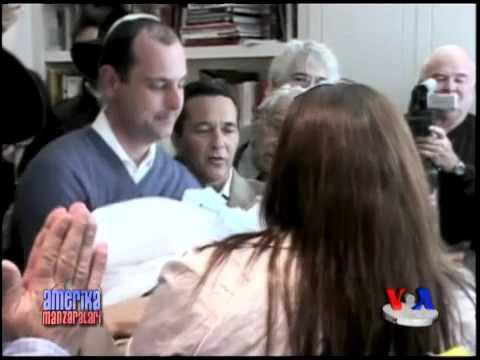 Qogirchoq bilan jinsiy aloqa Telekorsatuvdan Milano pornosi