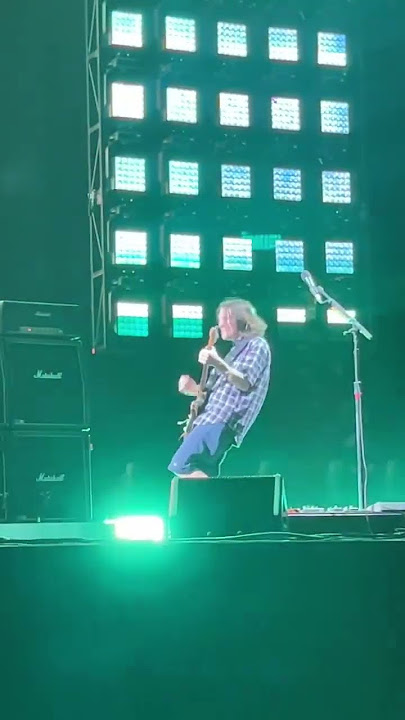 RHCP - Soul To Squeeze (Singapore 2023) Frusciante is incredible
