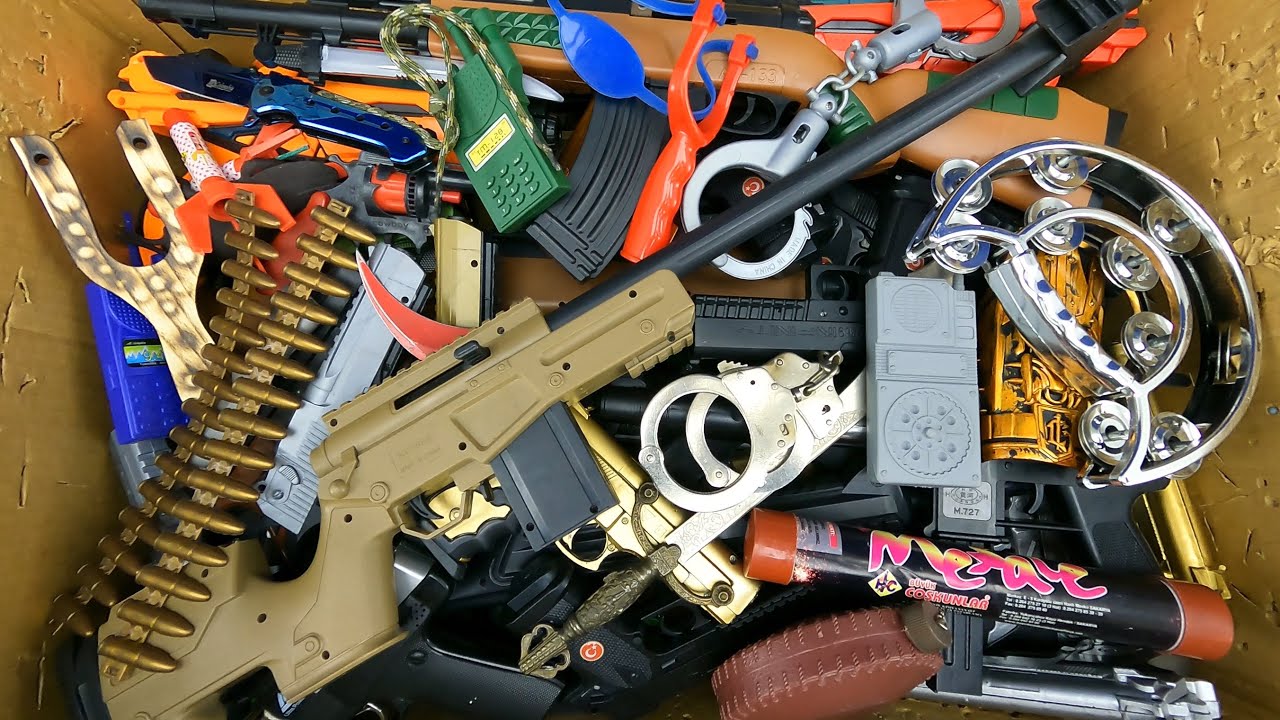 We Fill a Big Box with Toy Guns, Realistic Guns, Legendary Toy Guns