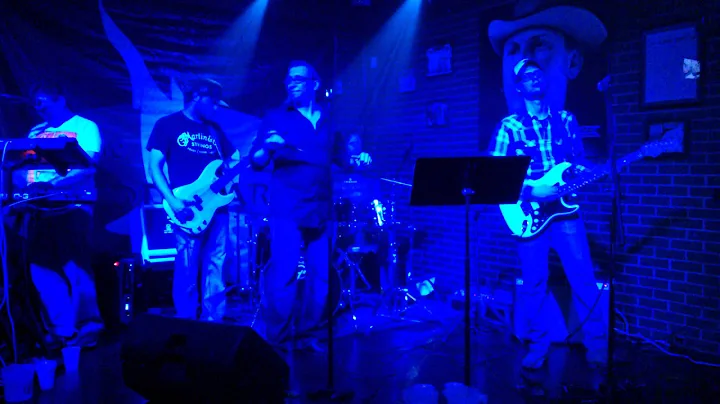 The Muddsharks ( my boyfriend) Mark Landes on Keys