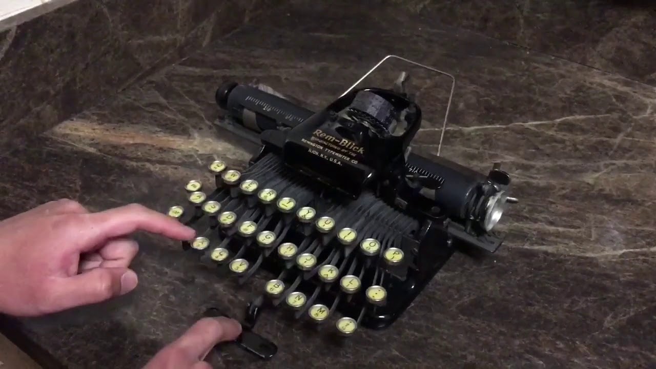 RARE Vintage 1920's REM Blick Typewriter