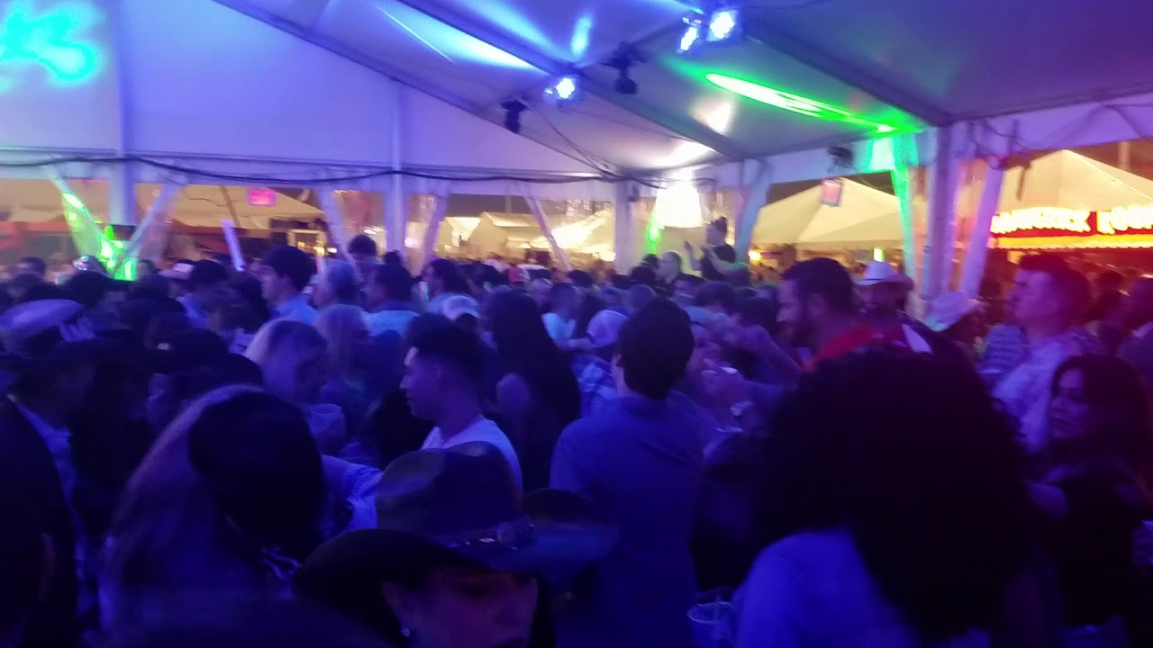 Houston Rodeo cookout-That's what I like. - YouTube
