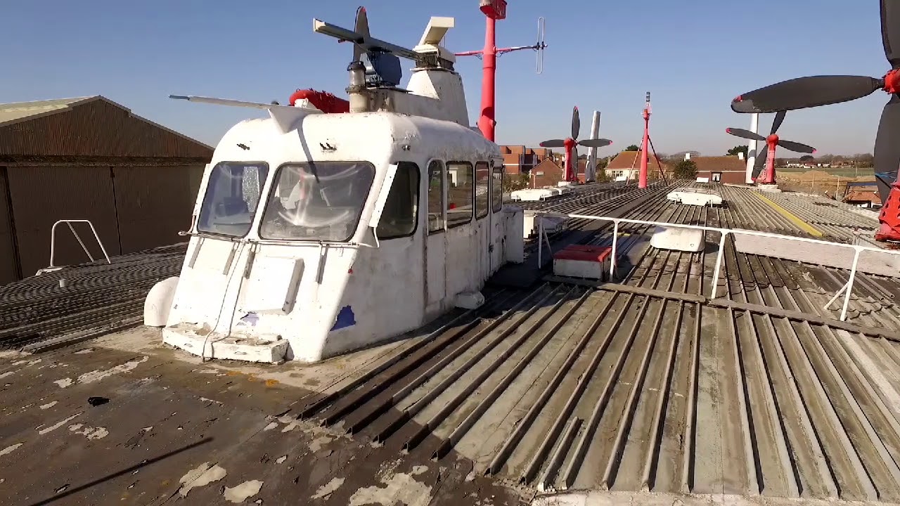 SRN4 Princess Ann and Princess Margaret