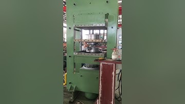 Rubber granules solid wheels production press with moulds/Rubber solid tyres vulcanizing press