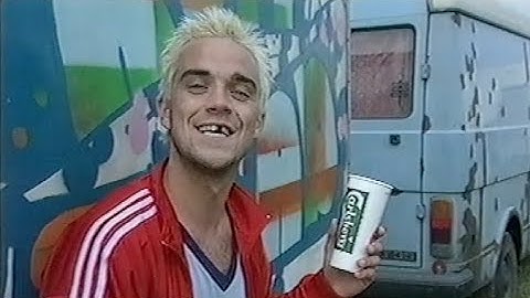 Robbie Williams  - at Glastonbury 1995 4K
